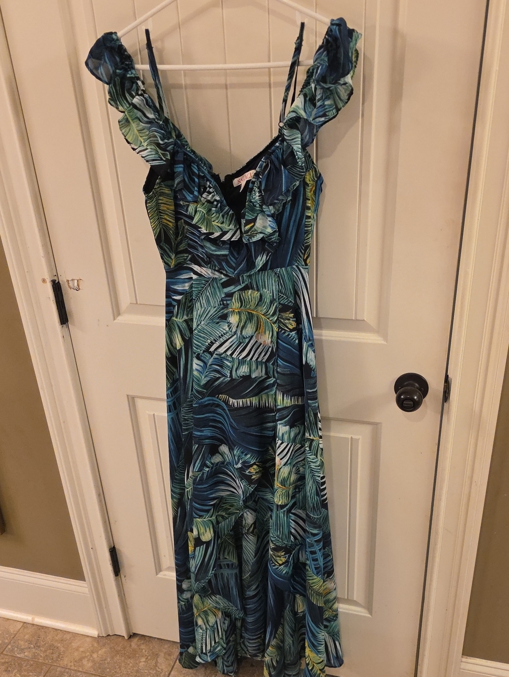 a'gaci Blue & Green Tropical Ruffle Maxi Dress